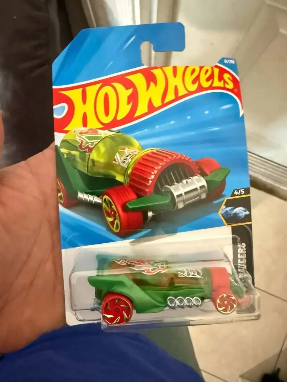 Hot Wheels Hot Wheengs X-Raycers 4/5 81/250 Treasure Hunt